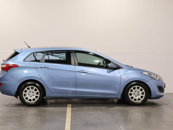 2012 Hyundai i30 II, голубой, 900000 рублей - вид 4