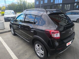 2017 Renault Sandero Stepway II, чёрный, 900000 рублей, вид 4