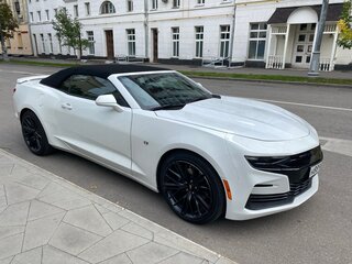 2019 Chevrolet Camaro VI Рестайлинг, белый, 3650000 рублей, вид 3