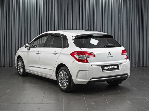 2012 Citroen C4 II, белый, 970000 рублей - вид 1