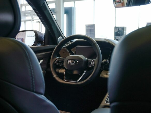 2026 Geely Monjaro I, серый - вид 19