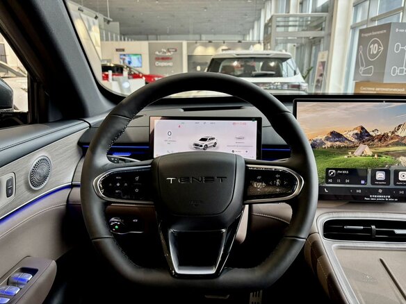 2026 Tenet T8, зелёный, 3885000 рублей - вид 13