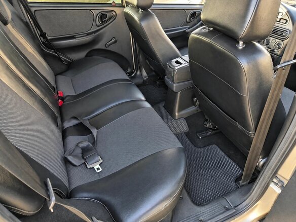 2013 Chevrolet Niva I Рестайлинг, серый - вид 13