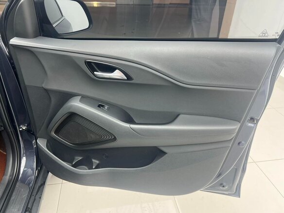 2022 Hyundai ix35 II Рестайлинг, чёрный, 1510000 рублей - вид 9