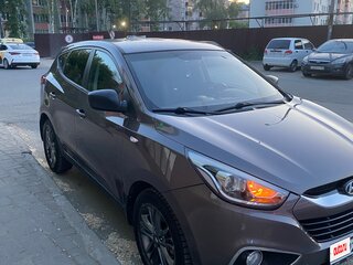 2014 Hyundai ix35 I Рестайлинг, коричневый, 1380000 рублей, вид 3