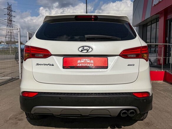 2013 Hyundai Santa Fe III, белый, 1699000 рублей - вид 4
