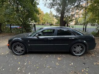 2006 Chrysler 300C I, чёрный, 1400000 рублей, вид 4