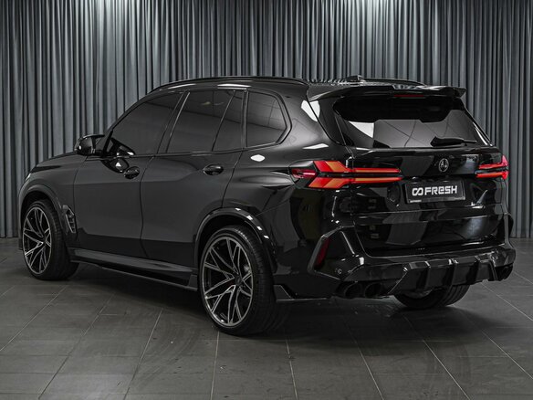 2023 BMW X5 M Competition III (F95) Рестайлинг, чёрный, 23000000 рублей - вид 1