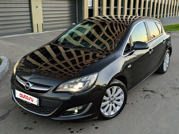 2013 Opel Astra J Рестайлинг, чёрный