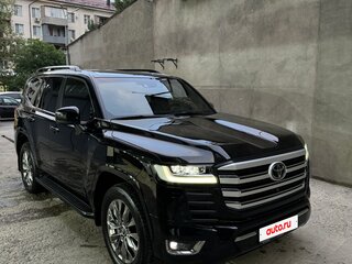 2021 Toyota Land Cruiser 300 Series, чёрный, 8250000 рублей, вид 2