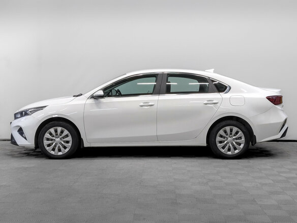2021 Kia Cerato IV Рестайлинг, белый, 1950000 рублей - вид 7