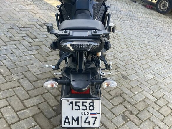 2016 Yamaha MT-09 Tracer (FJ-09), чёрный, 730000 рублей - вид 3