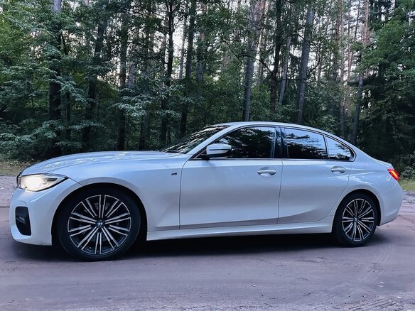 2019 BMW 3 серии 320d xDrive VII (G2x), белый, 2630000 рублей - вид 1