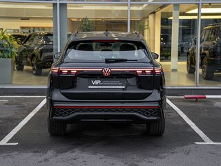 2026 Volkswagen Tiguan L Pro III (China Market), чёрный, 5350000 рублей, вид 5