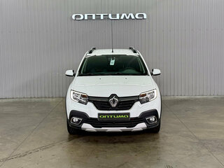 2021 Renault Sandero Stepway II Рестайлинг, белый, 1397000 рублей, вид 2