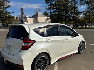 2018 Nissan Note Nismo e-Power II Рестайлинг, белый, 1500000 рублей, вид 4