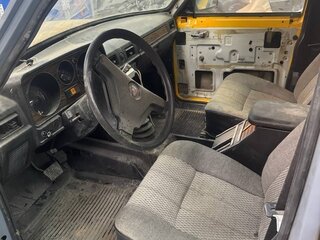 1988 ГАЗ 24 «Волга» 2411 II (2410), жёлтый, 499999 рублей, вид 5