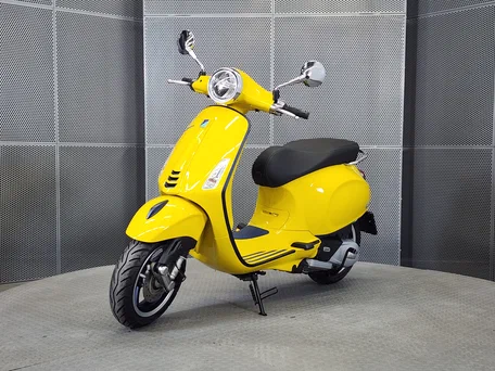 2023 Vespa Primavera, жёлтый, 419000 рублей, вид 4