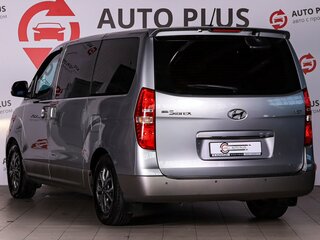 2020 Hyundai Grand Starex I Рестайлинг 2, серый, 4200000 рублей, вид 2