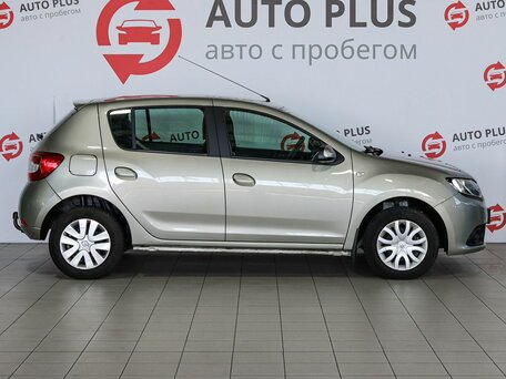 2018 Renault Sandero II, бежевый, 920000 рублей, вид 5