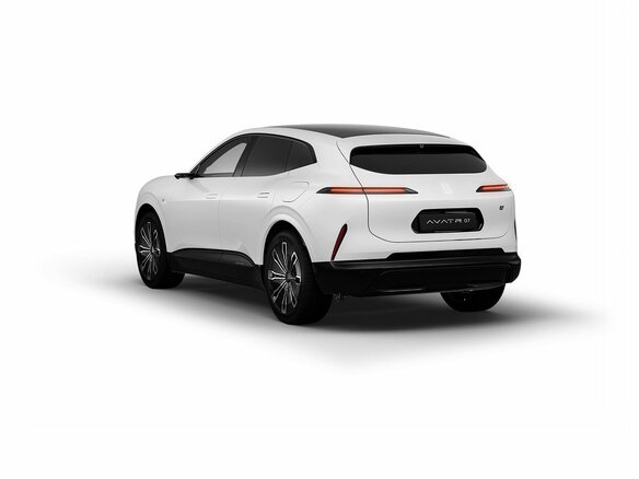 2026 Avatr 07, белый, 7107685 рублей - вид 2