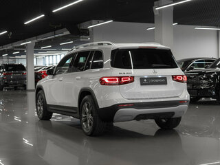 2020 Mercedes-Benz GLB 200 I (X247), белый, 3190000 рублей, вид 4