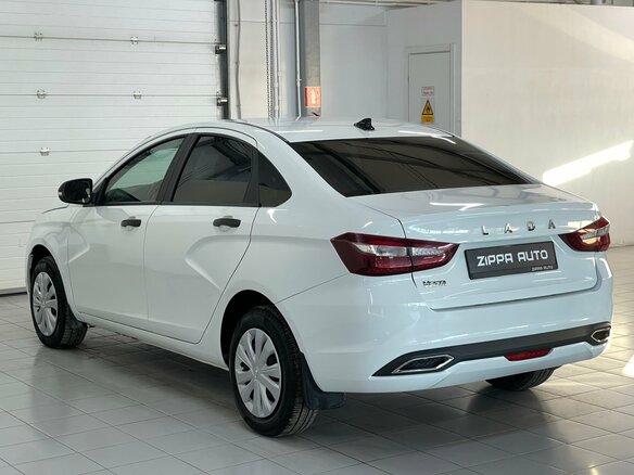 2024 Lada (ВАЗ) Vesta I Рестайлинг (NG), белый, 999000 рублей - вид 5