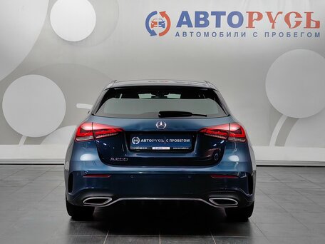 2019 Mercedes-Benz A-Класс 200 IV (W177), синий, 2170000 рублей, вид 4