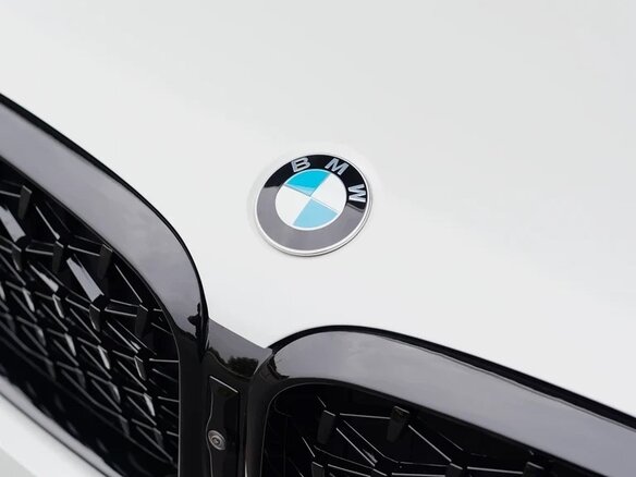 2023 BMW X4 30i II (G02) Рестайлинг, белый, 6698000 рублей - вид 37