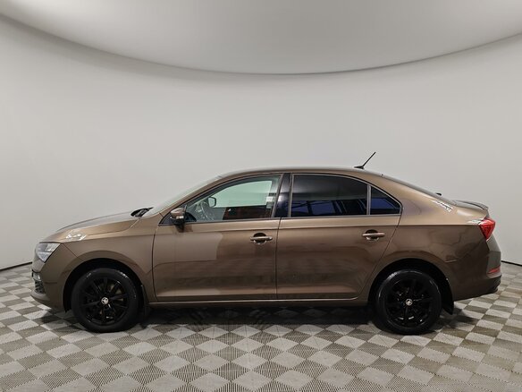 2020 Skoda Rapid II, коричневый, 1545000 рублей - вид 7