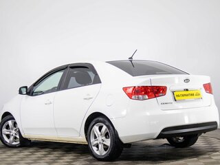 2011 Kia Cerato 5-speed II, белый, 799000 рублей, вид 4
