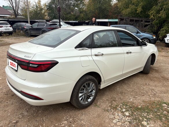 2023 Venucia D60 Plus, белый, 1199000 рублей - вид 2