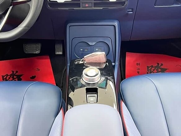 2023 Geely Geometry E 39.4 kWh, голубой - вид 16
