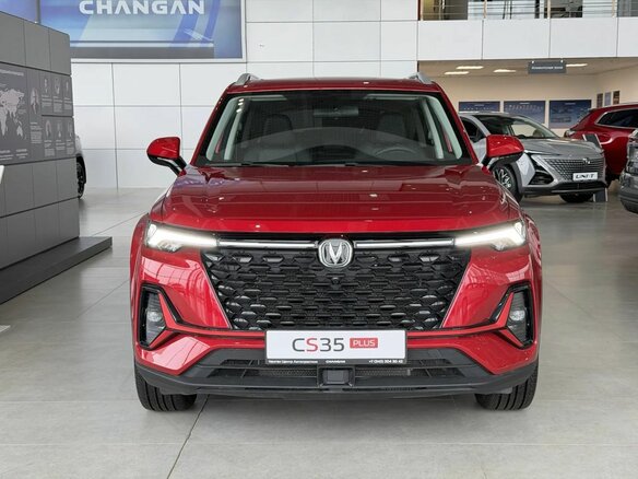 2024 Changan CS35 Plus I Рестайлинг, серебристый, 2709900 рублей - вид 1