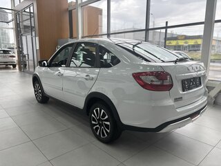 2026 Lada (ВАЗ) Granta Active Cross I Рестайлинг, белый, 1391000 рублей, вид 3