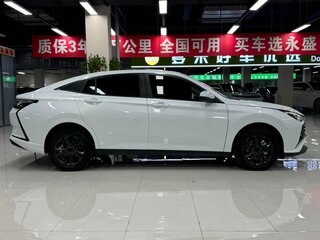 2026 Dongfeng Aeolus Yixuan I Рестайлинг, белый, 1600678 рублей, вид 4