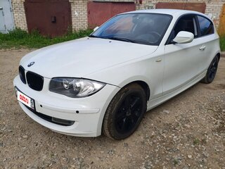 2011 BMW 1 серии 116i I (E81/E82/E87/E88) Рестайлинг, белый, 650000 рублей, вид 1