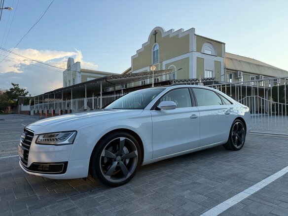 2014 Audi A8 III (D4) Рестайлинг, белый, 2149999 рублей - вид 2