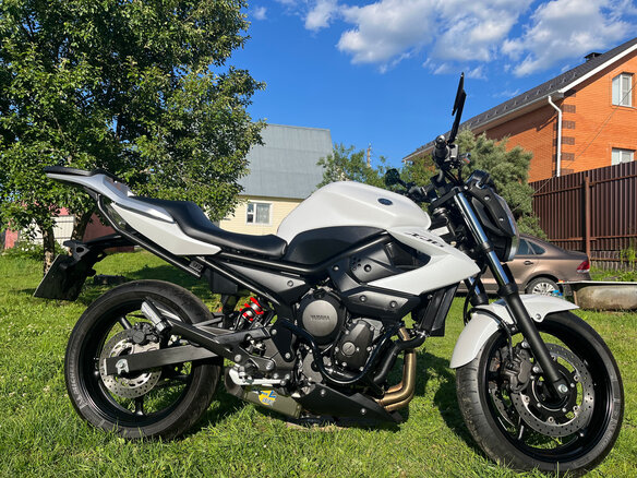 2011 Yamaha XJ6 (FZ6R), белый, 585000 рублей - вид 1