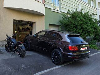 2016 Bentley Bentayga I, фиолетовый, 8399000 рублей, вид 1