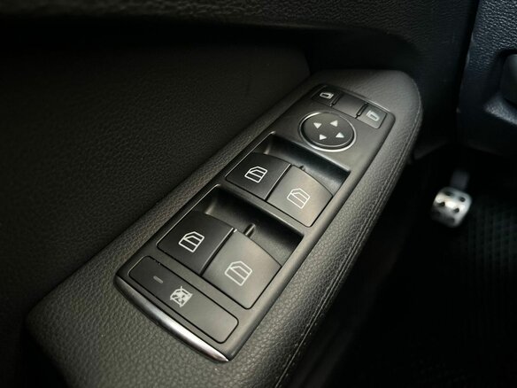 2012 Mercedes-Benz E-Класс 200 7G-Tronic IV (W212, S212, C207), белый, 1250000 рублей - вид 17