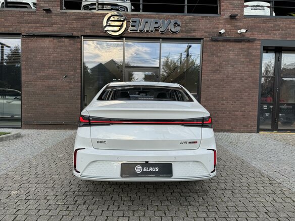 2025 BAIC U5 Plus, белый, 2130000 рублей - вид 3
