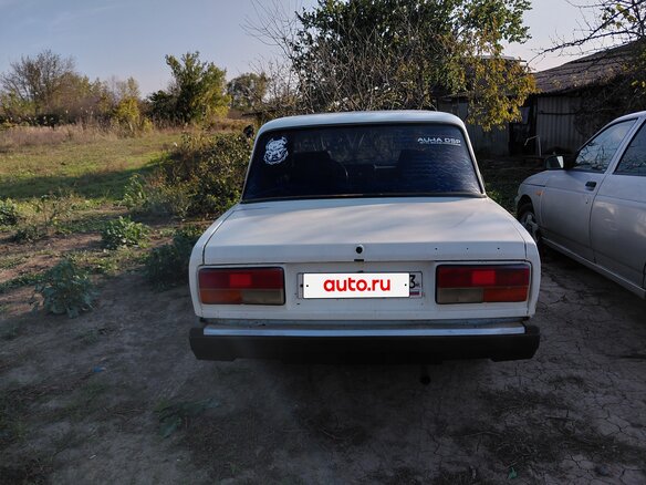 2001 Lada (ВАЗ) 2107, белый, 55000 рублей - вид 3