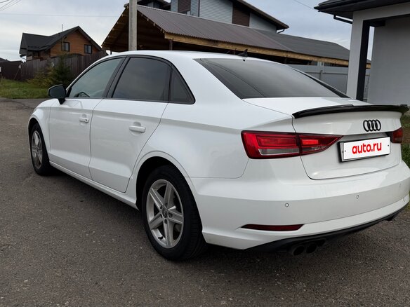 2018 Audi A3 III (8V) Рестайлинг, белый, 1350000 рублей - вид 5