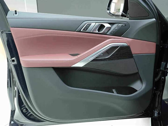 2025 BMW X6 30i III (G06) Рестайлинг, чёрный, 9482319 рублей - вид 17