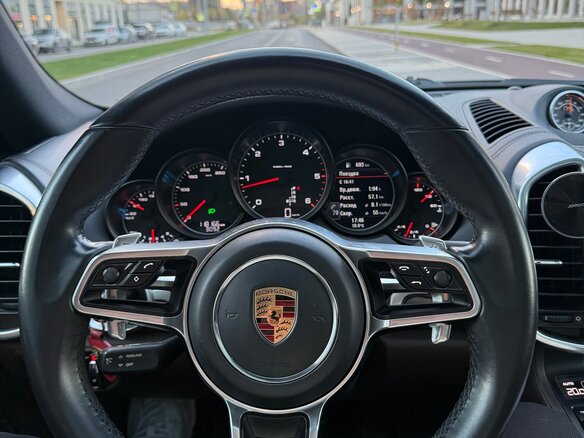 2015 Porsche Cayenne Diesel II Рестайлинг (958), серый - вид 9