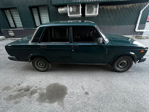 2006 Lada (ВАЗ) 2105, зелёный, 137000 рублей - вид 2