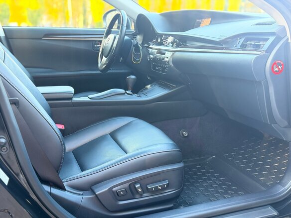 2014 Lexus ES 250 VI, чёрный, 2657000 рублей - вид 16
