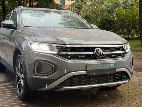 2026 Volkswagen T-Roc I (China Market) Рестайлинг, серебристый, 2190000 рублей, вид 5