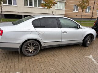 2008 Volkswagen Passat B6, серебристый, 550000 рублей, вид 2